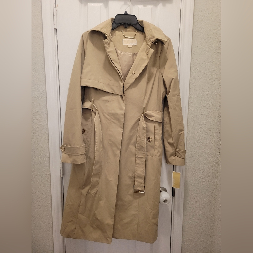 Michael Kors Beige Trench Coat 💛 ✨️ NWTs